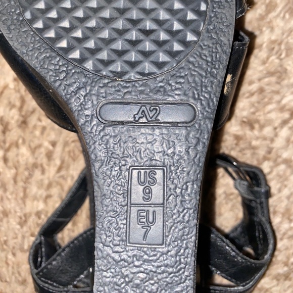 black wedges! - Picture 5 of 5